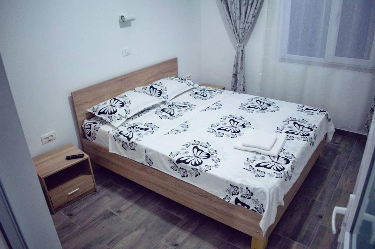 Casa Adrian Hotel Corbu  Ngoại thất bức ảnh