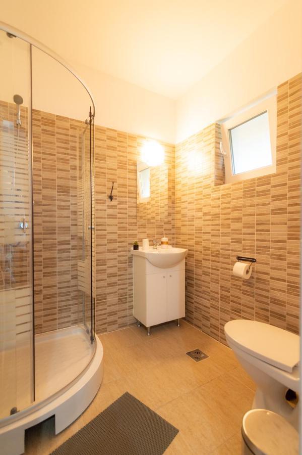 Casa Adrian Hotel Corbu  Ngoại thất bức ảnh