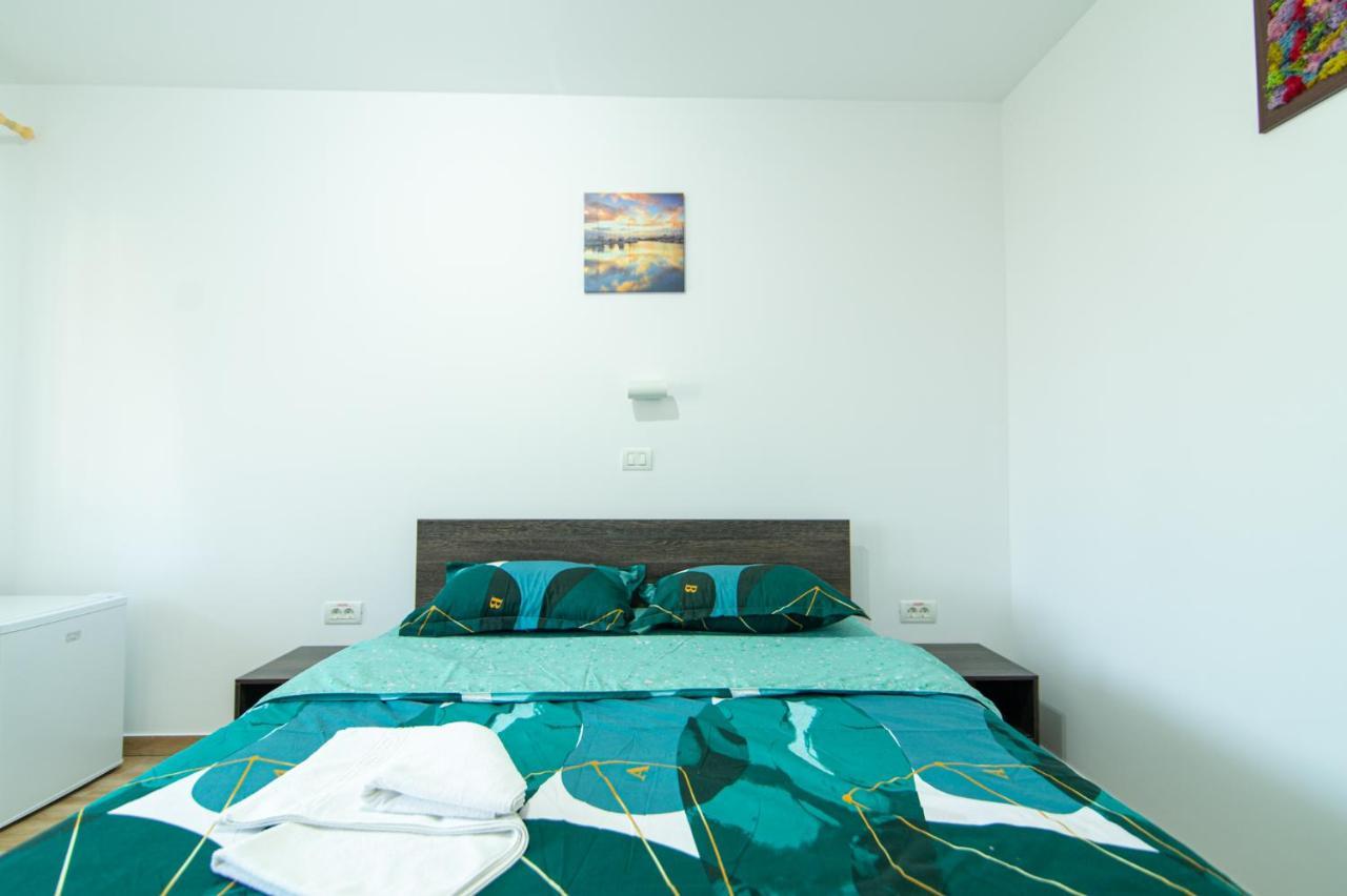 Casa Adrian Hotel Corbu  Ngoại thất bức ảnh