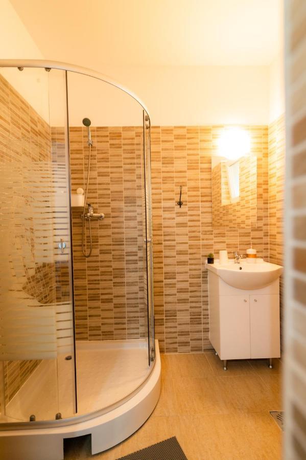 Casa Adrian Hotel Corbu  Ngoại thất bức ảnh